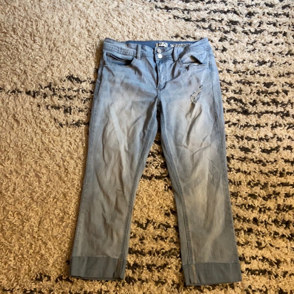 Women’s size 13 Indigo Rein cropped jeans